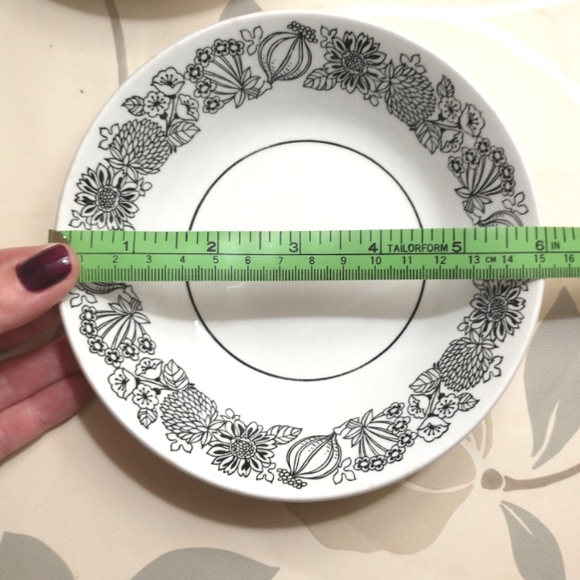 Vintage Manitou Grindley 6" Set of Bowls - Picture 5 of 5